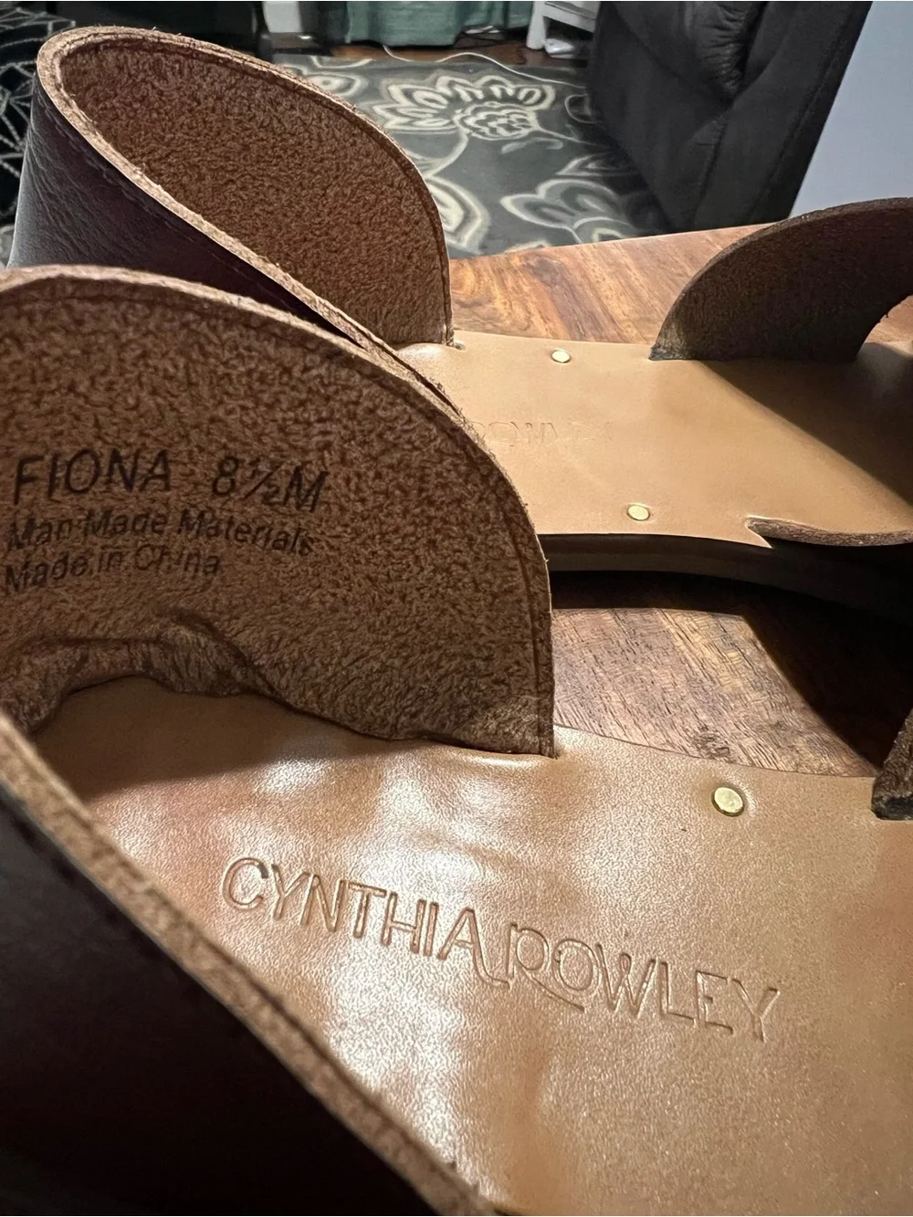 Cynthia Rowley Fiona Cognac Cross Strap Flat Sandals Women’s 8.5 M